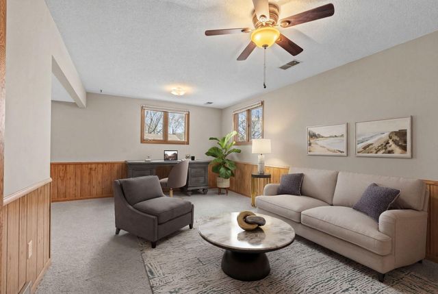 1079 Monroe Street S, Shakopee, MN 55379