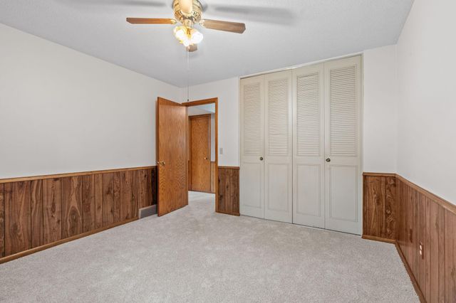 1079 Monroe Street S, Shakopee, MN 55379