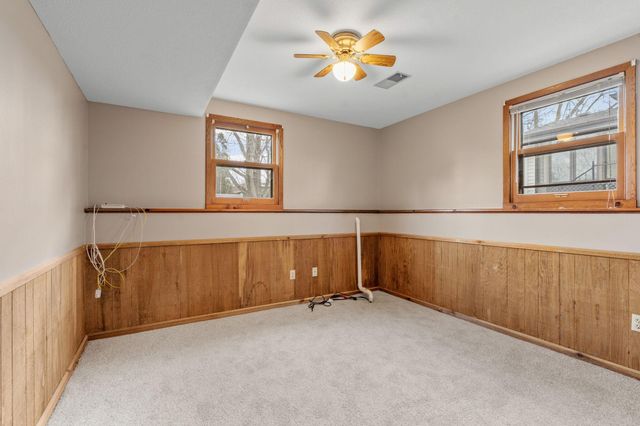 1079 Monroe Street S, Shakopee, MN 55379