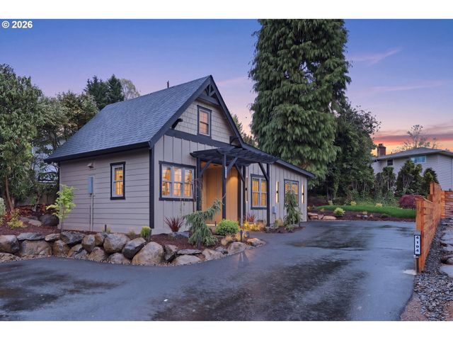 4194 Se VIEW ACRES Rd 1, Milwaukie, OR 97267