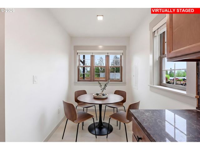 4194 Se VIEW ACRES Rd 1, Milwaukie, OR 97267