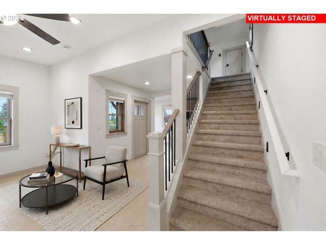 4194 Se VIEW ACRES Rd 1, Milwaukie, OR 97267