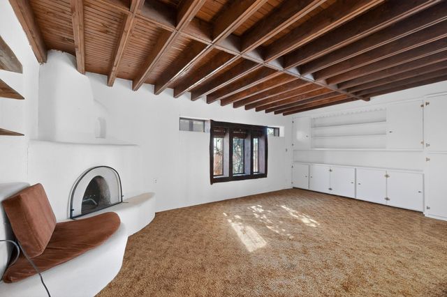 2303 Rio Grande Boulevard NW, Albuquerque, NM 87104