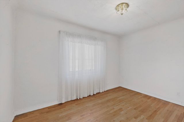 2303 Rio Grande Boulevard NW, Albuquerque, NM 87104