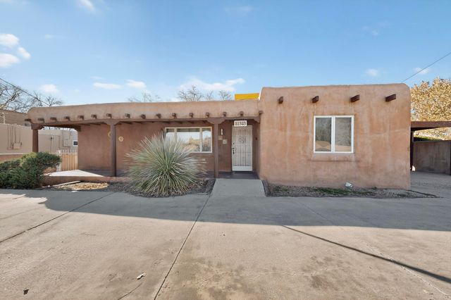 2303 Rio Grande Boulevard NW, Albuquerque, NM 87104