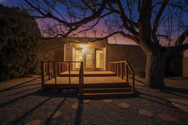 2303 Rio Grande Boulevard NW, Albuquerque, NM 87104