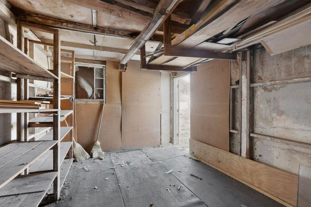 2303 Rio Grande Boulevard NW, Albuquerque, NM 87104