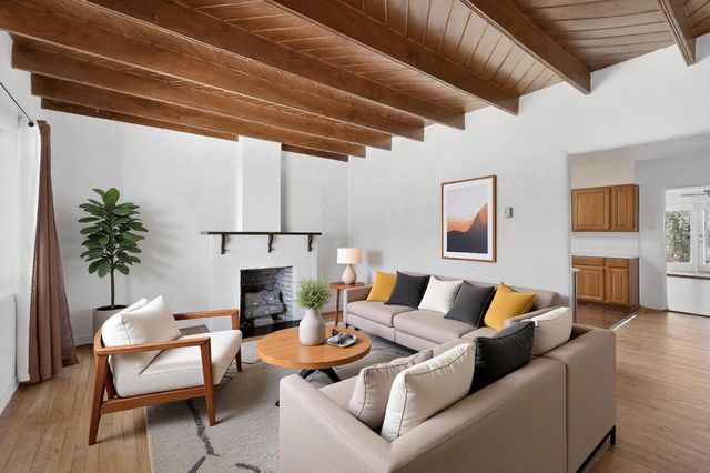 2303 Rio Grande Boulevard NW, Albuquerque, NM 87104