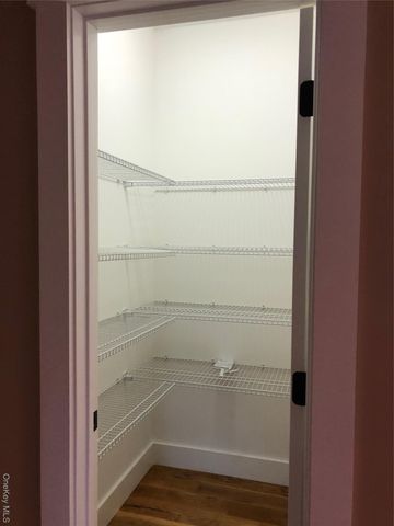 11 Sunset Lane, New Hampton, NY 10958