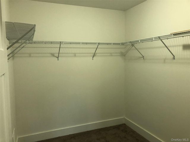 11 Sunset Lane, New Hampton, NY 10958