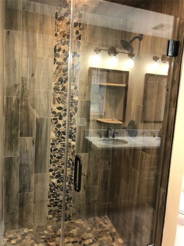 11 Sunset Lane, New Hampton, NY 10958