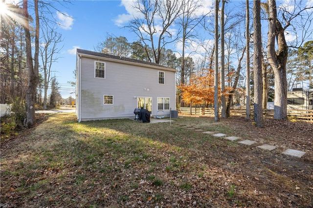 3972 Pughsville RD, Suffolk, VA 23435