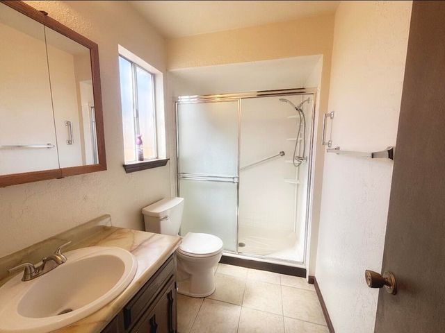 8200 Loma Del Norte Road NE, Albuquerque, NM 87109