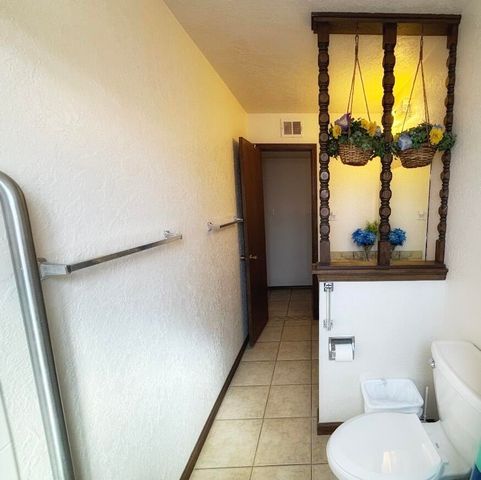 8200 Loma Del Norte Road NE, Albuquerque, NM 87109