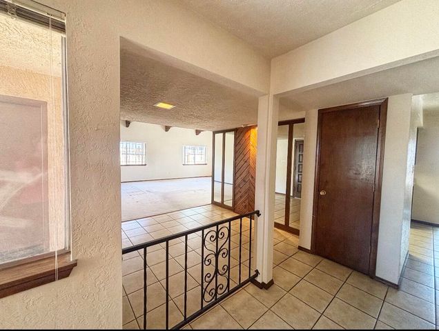 8200 Loma Del Norte Road NE, Albuquerque, NM 87109