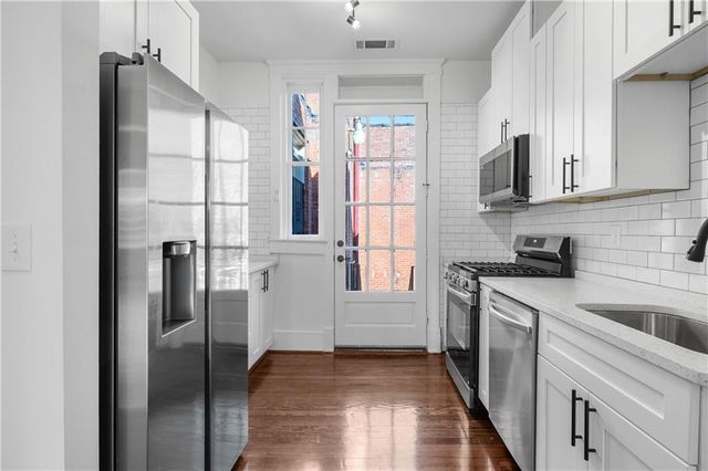 360 Ponce De Leon NE Avenue 17, Atlanta, GA 30308