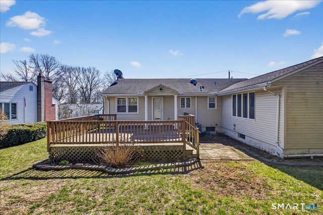 30 Highwood Avenue, Hamden, CT 06514