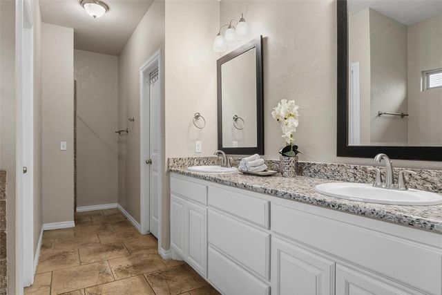 3225 Wakefield Road, Edmond, OK 73034