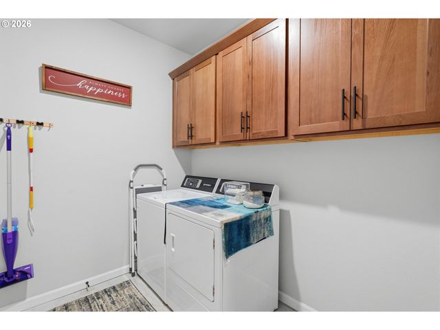 2944 Ne DRIFT Ct, Albany, OR 97321