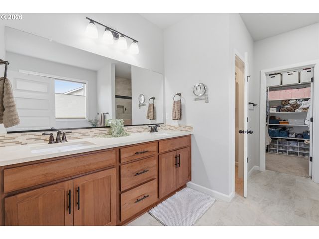 2944 Ne DRIFT Ct, Albany, OR 97321