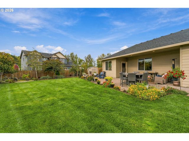 2944 Ne DRIFT Ct, Albany, OR 97321
