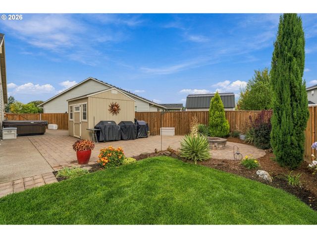 2944 Ne DRIFT Ct, Albany, OR 97321