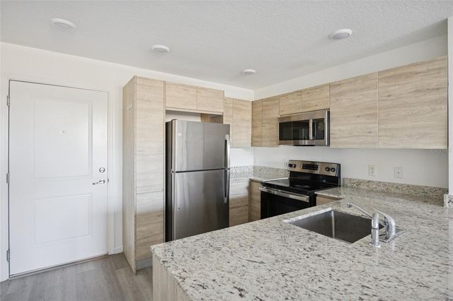 1210 SOUTHSTATION PLACE 202, Orlando, FL 32809