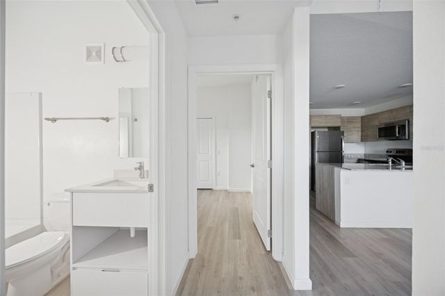 1210 SOUTHSTATION PLACE 202, Orlando, FL 32809