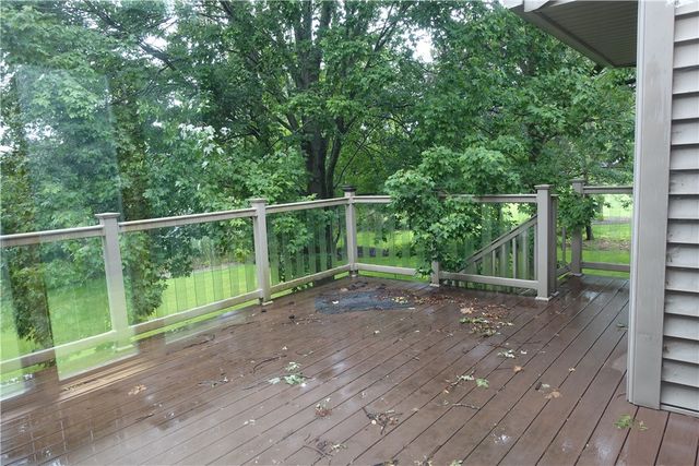 15 Valewood Run, Penfield, NY 14526