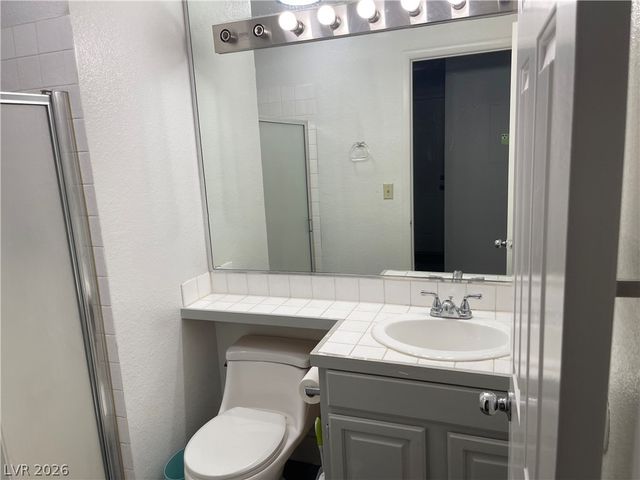 6250 West Flamingo Road 142, Las Vegas, NV 89103