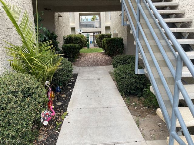 6250 West Flamingo Road 142, Las Vegas, NV 89103