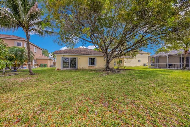 3110 SE 4th Pl, Homestead, FL 33033