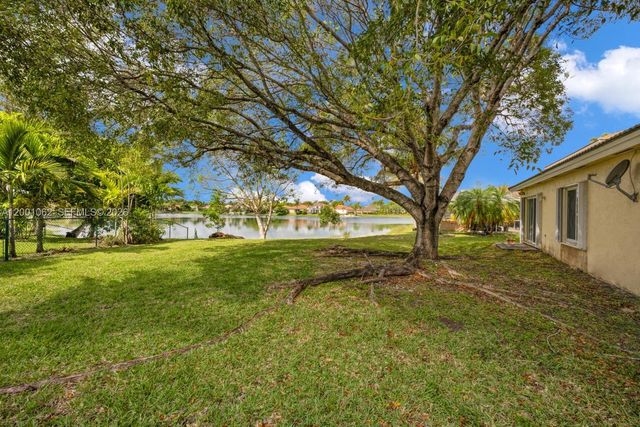 3110 SE 4th Pl, Homestead, FL 33033