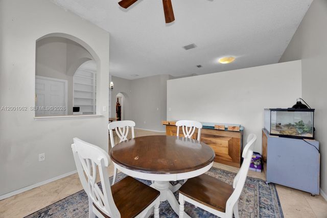 3110 SE 4th Pl, Homestead, FL 33033