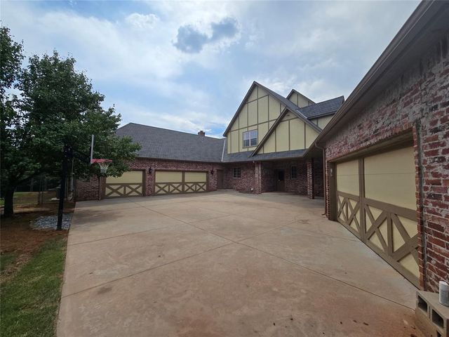 2800 E Hefner Road, Oklahoma City, OK 73131