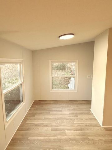 539 Womack Rd, Bethpage, TN 37022