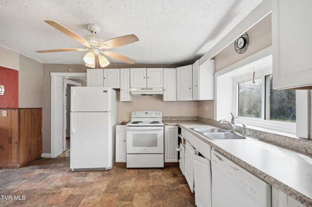 154 Dante Road, Saint Paul, VA 24283