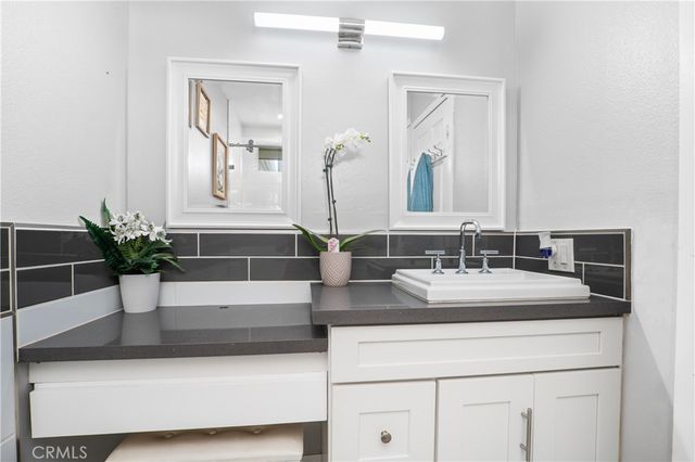 8 Monticello, Irvine, CA 92620