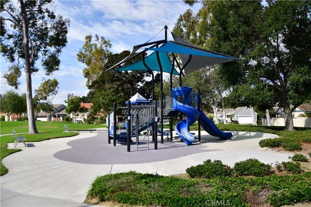 8 Monticello, Irvine, CA 92620