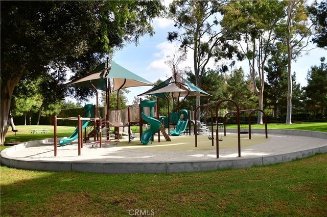 8 Monticello, Irvine, CA 92620