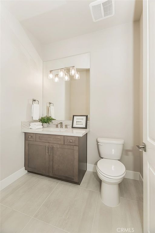 Image 25 of property listing at 11421 N Live Oak Drive, Fresno, CA 93730