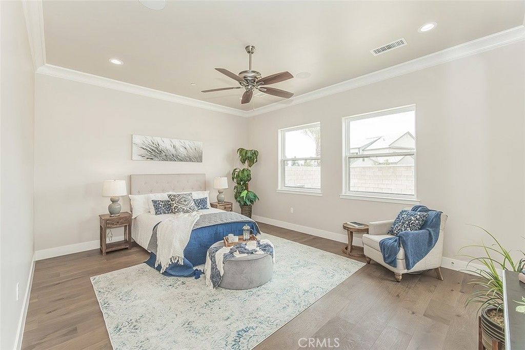 Image 26 of property listing at 11421 N Live Oak Drive, Fresno, CA 93730