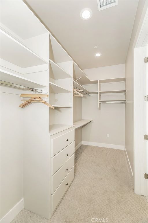 Image 35 of property listing at 11421 N Live Oak Drive, Fresno, CA 93730