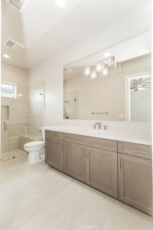 Image 41 of property listing at 11421 N Live Oak Drive, Fresno, CA 93730