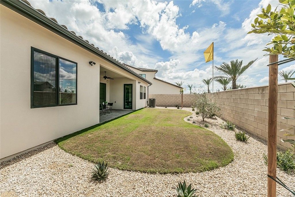 Image 56 of property listing at 11421 N Live Oak Drive, Fresno, CA 93730