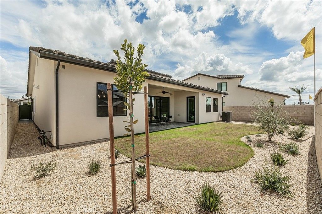 Image 57 of property listing at 11421 N Live Oak Drive, Fresno, CA 93730