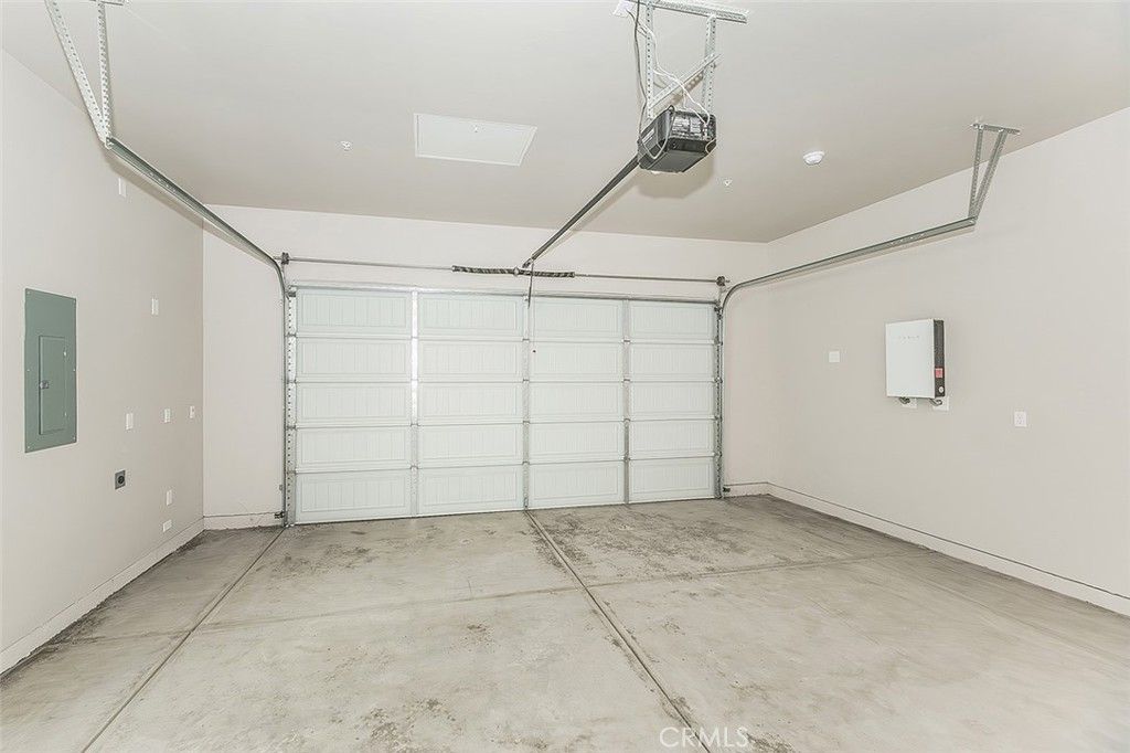 Image 62 of property listing at 11421 N Live Oak Drive, Fresno, CA 93730