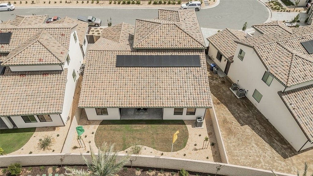 Image 69 of property listing at 11421 N Live Oak Drive, Fresno, CA 93730