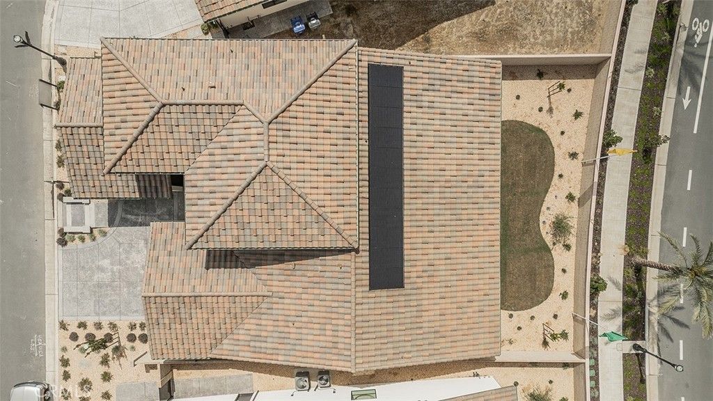 Image 72 of property listing at 11421 N Live Oak Drive, Fresno, CA 93730