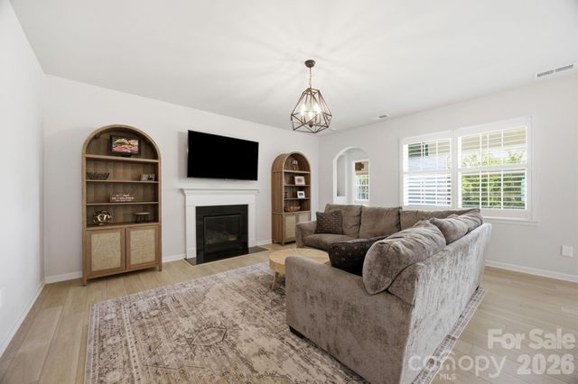 1125 Lookout Shoals Drive, Fort Mill, SC 29715